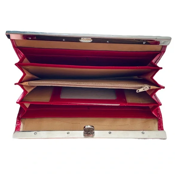 Metallic Clutch-Vibrant Red - Picture 3 of 4